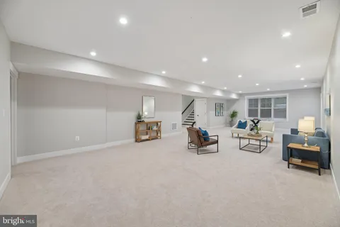 $2,400,000 | 2336 North Oak Street, Falls Church, VA 22046