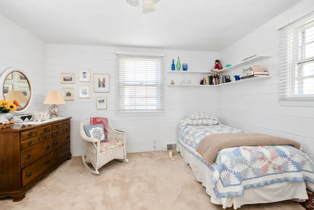 $319,000 | 802 Argyle Avenue, Flossmoor, IL 60422