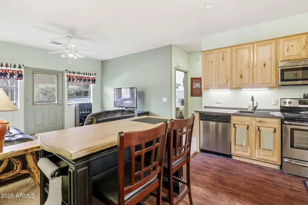 $104,000 | 2381 Quarter Horse Trail, Unit 105, Overgaard, AZ 85933