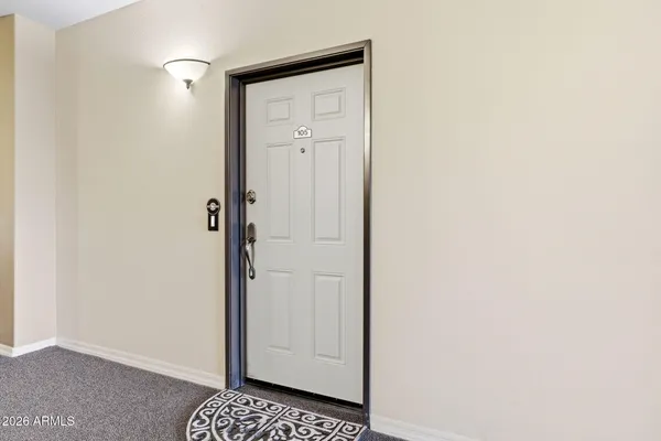 $104,000 | 2381 Quarter Horse Trail, Unit 105, Overgaard, AZ 85933