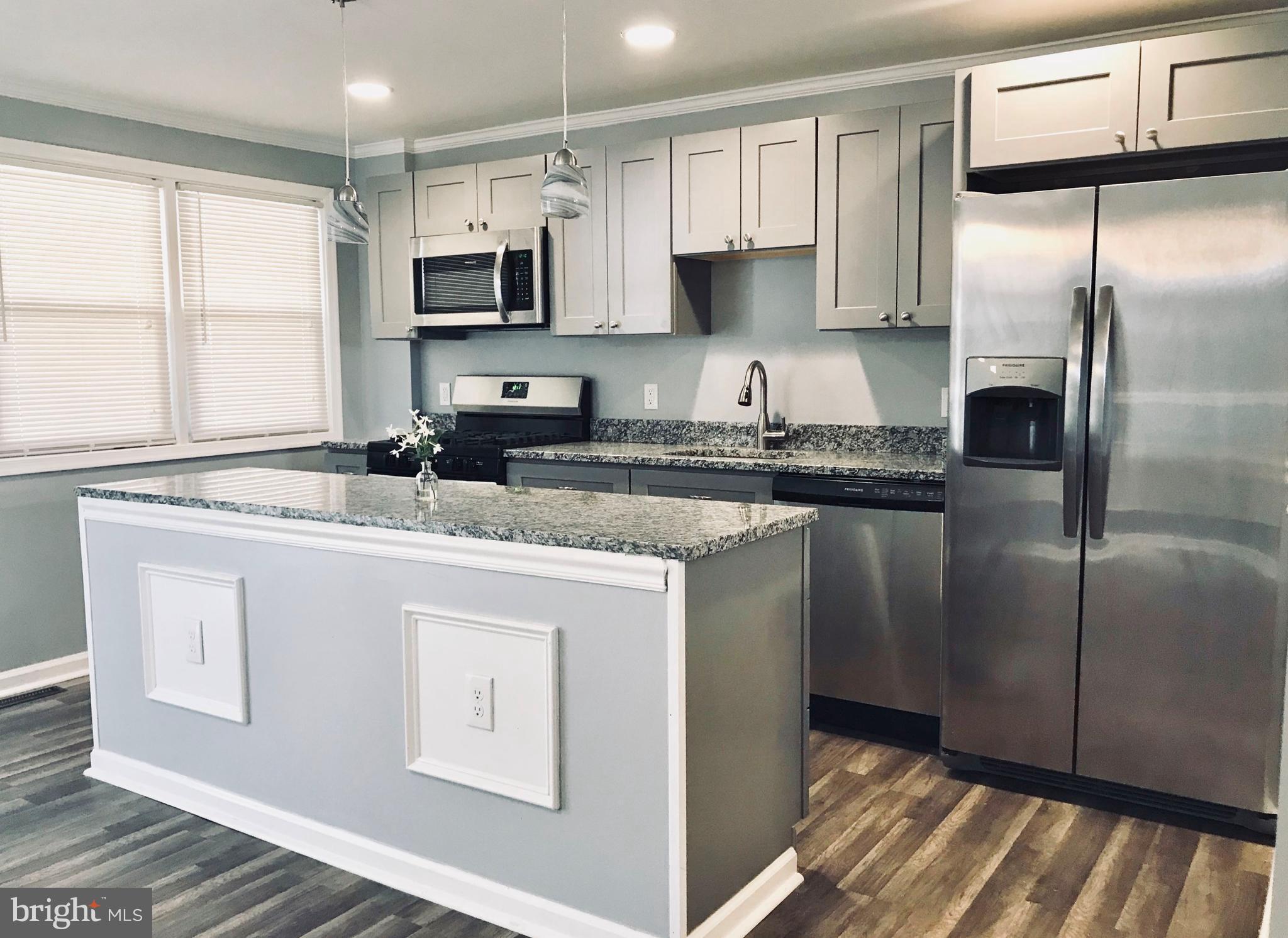 8190 North Boundary Road Baltimore, MD 21222 - Photo 1 of 12 Kitchen
