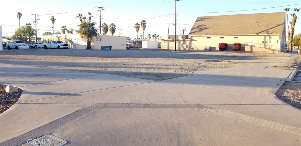 249 Hobsonway Blythe, CA 92225 - Photo 2 of 10