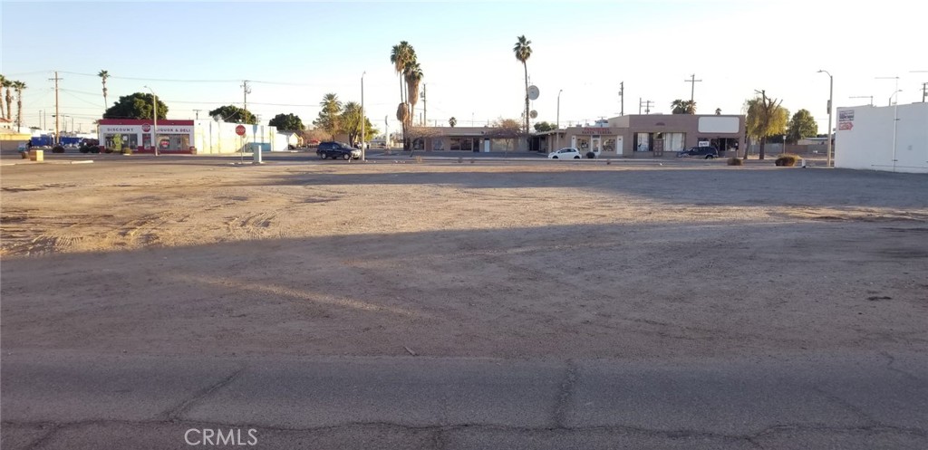 249 Hobsonway Blythe, CA 92225 - Photo 7 of 10
