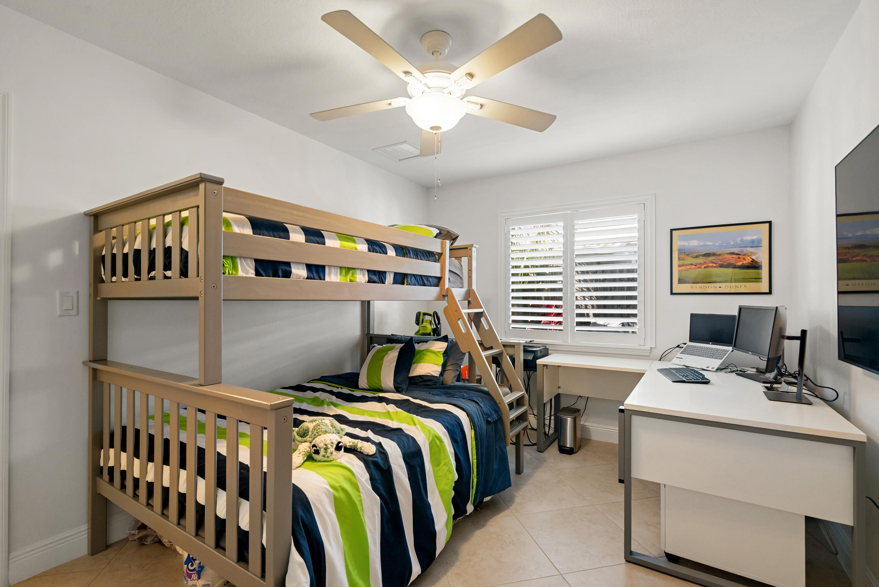 37 Bonefish Avenue Key Largo, FL 33037 - Photo 13 of 22 a bedroom with furniture and a window