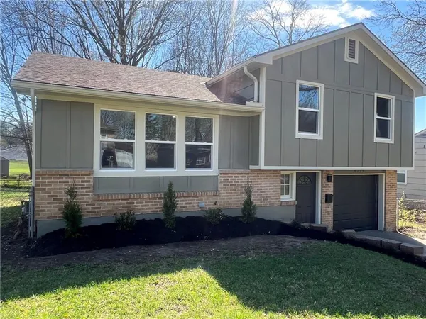 $237,900 | 4729 Overton Avenue, Kansas City, MO 64133