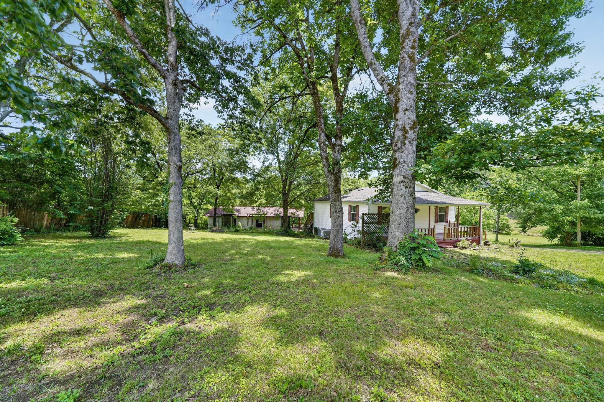 432 Moore Hollow Road Prospect, TN 38477 - Photo 2 of 44