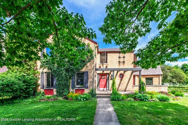 $389,900 | 417 Butterfield Drive, East Lansing, MI 48823