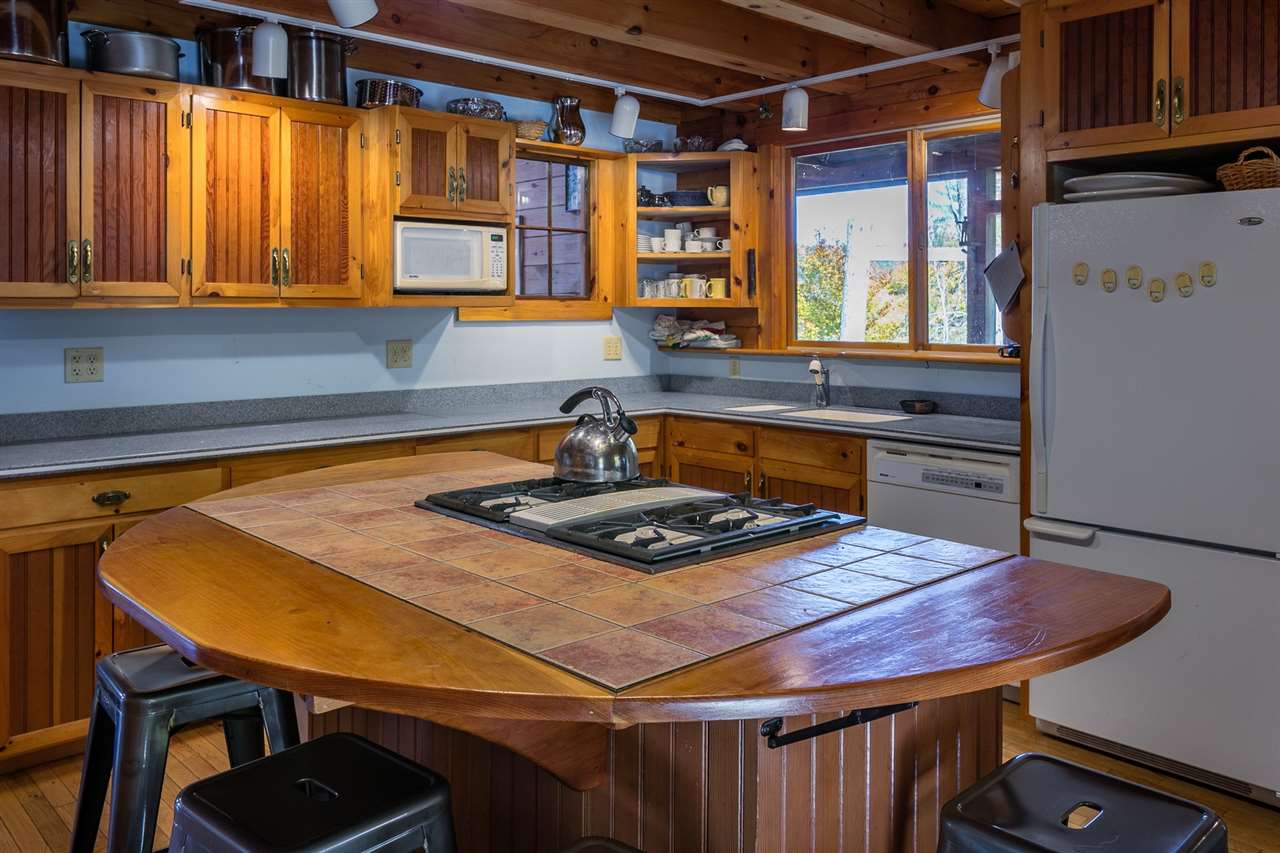 286 Bragg Road Thetford, VT 05045 - Photo 13 of 29