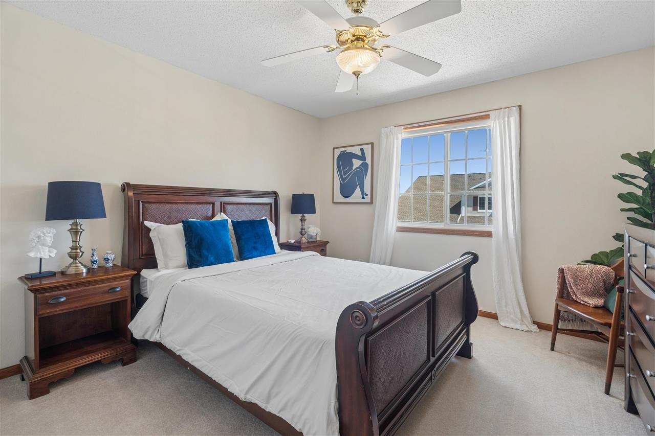 7306 Walden Road Northeast Cedar Rapids, IA 52402 - Photo 16 of 32 Gallery Image 16