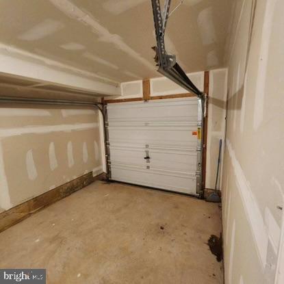 33 Iron Gate Road Sicklerville, NJ 08081 - Photo 15 of 16 a view of a garage