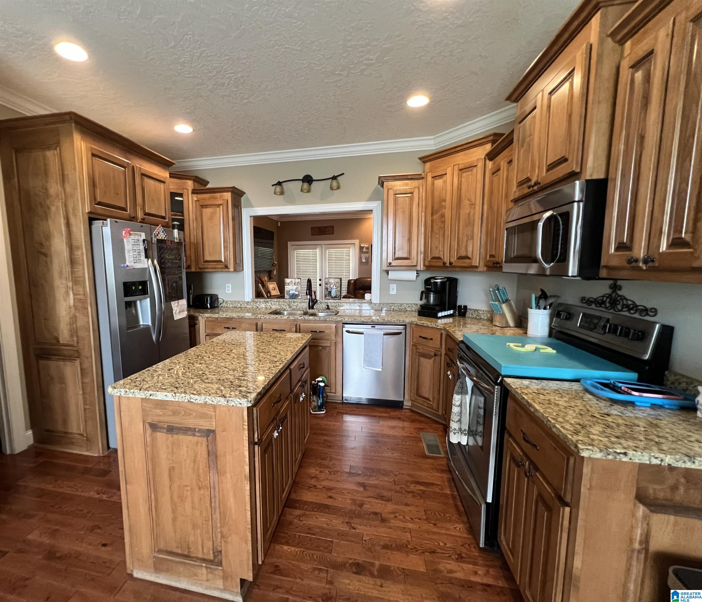1222 Raymond Lane Gadsden, AL 35907 - Photo 3 of 24