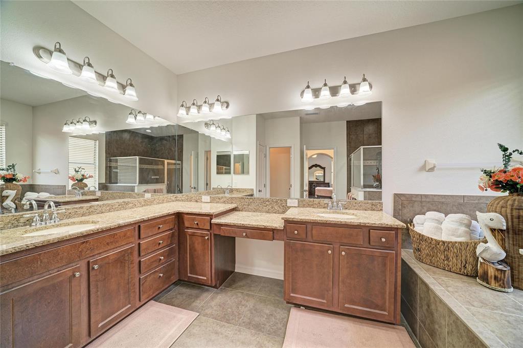 316 Star Shell Drive Apollo Beach, FL 33572 - Photo 29 of 57