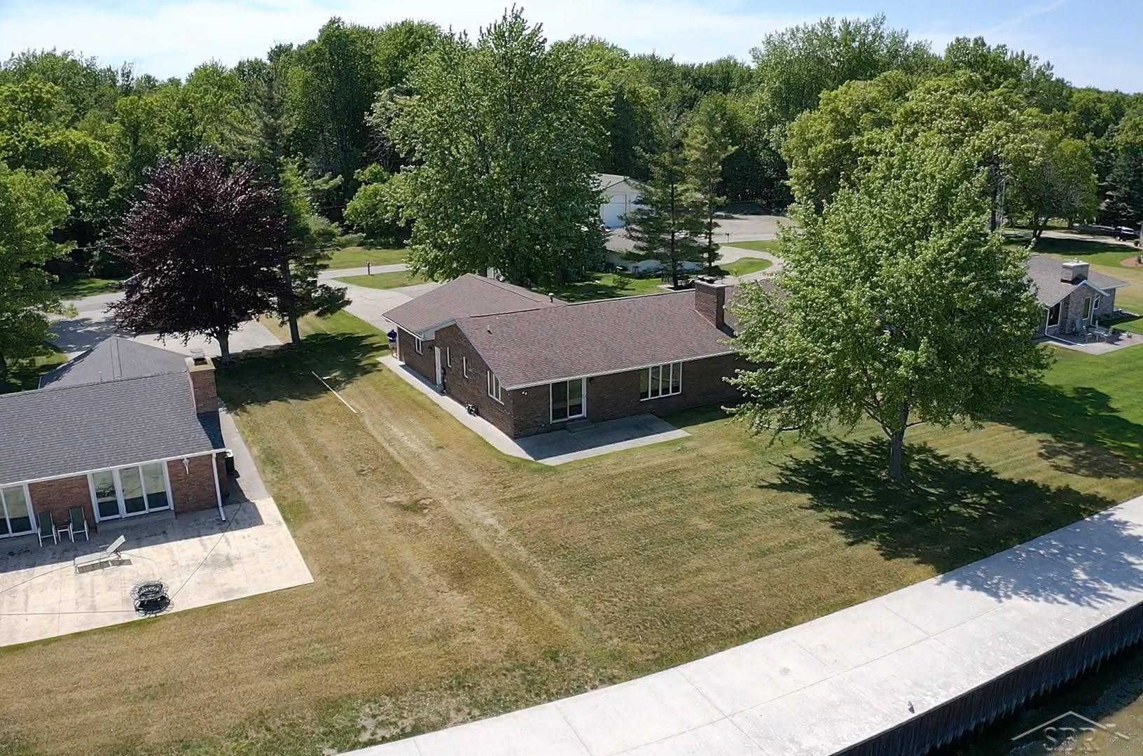 381 South Linwood Beach Road Linwood, MI 48634 - Photo 27 of 37