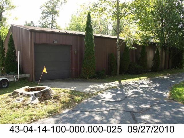8586 East Black Point Road Syracuse, IN 46567 - Photo 1 of 1 Gallery Image 1
