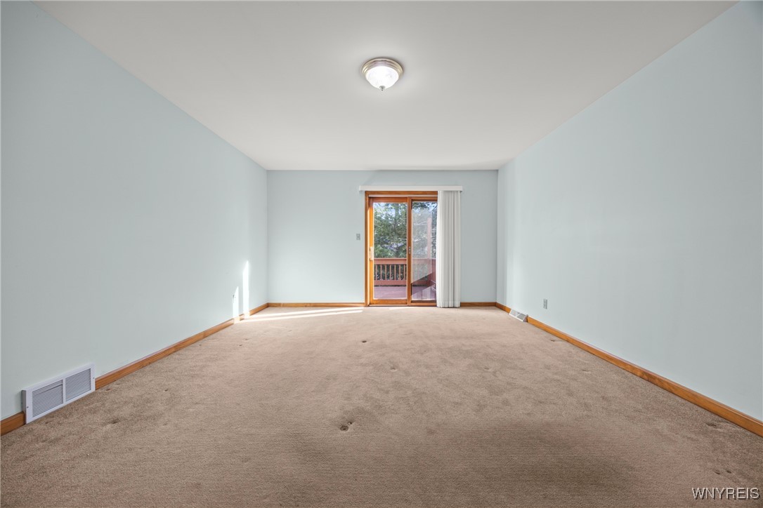 5225 Bridle Path Lane Lewiston, NY 14092 - Photo 17 of 44