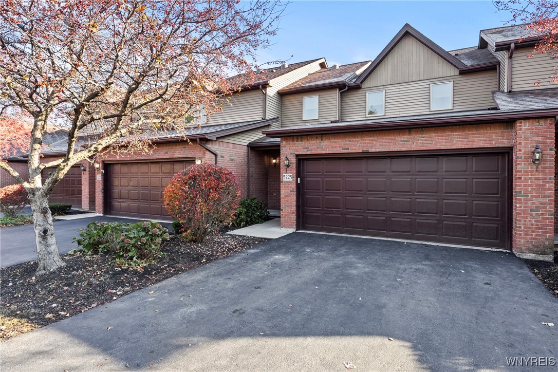 5225 Bridle Path Lane Lewiston, NY 14092 - Photo 2 of 44