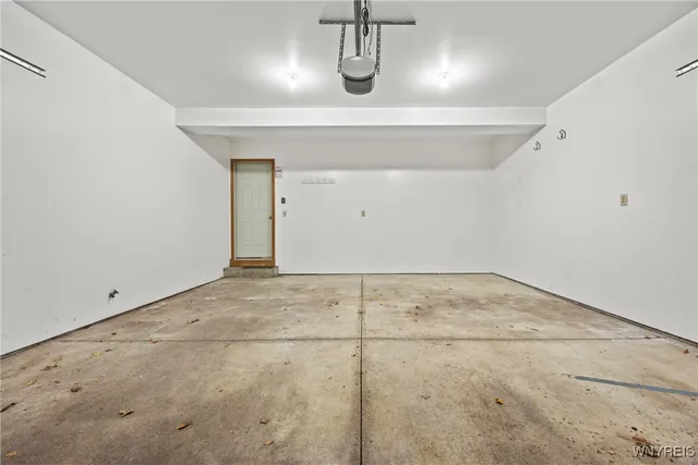 $284,000 | 5225 Bridle Path Lane, Lewiston, NY 14092