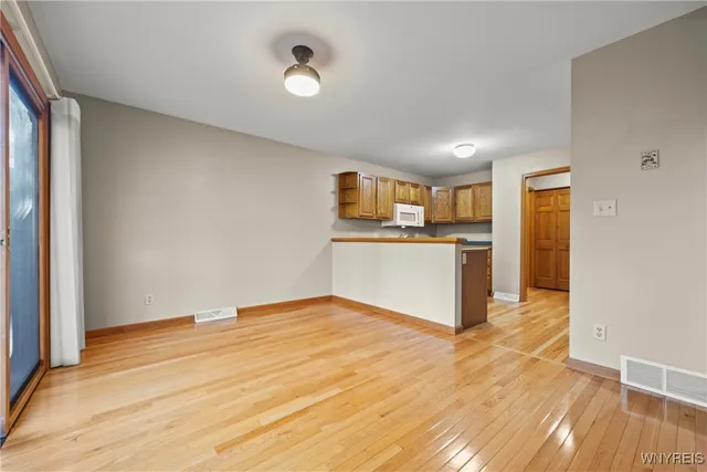 $284,000 | 5225 Bridle Path Lane, Lewiston, NY 14092