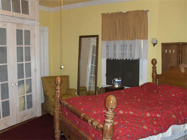 345 Church Street Clinton, MA 01510 - Photo 13 of 29 Gallery Image 13
