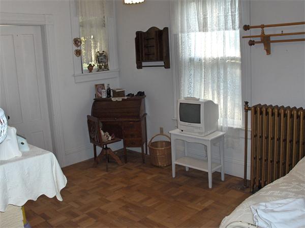 345 Church Street Clinton, MA 01510 - Photo 15 of 29 Gallery Image 15