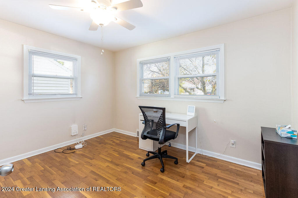 1927 West Rundle Avenue Lansing, MI 48910 - Photo 8 of 26 Final-6