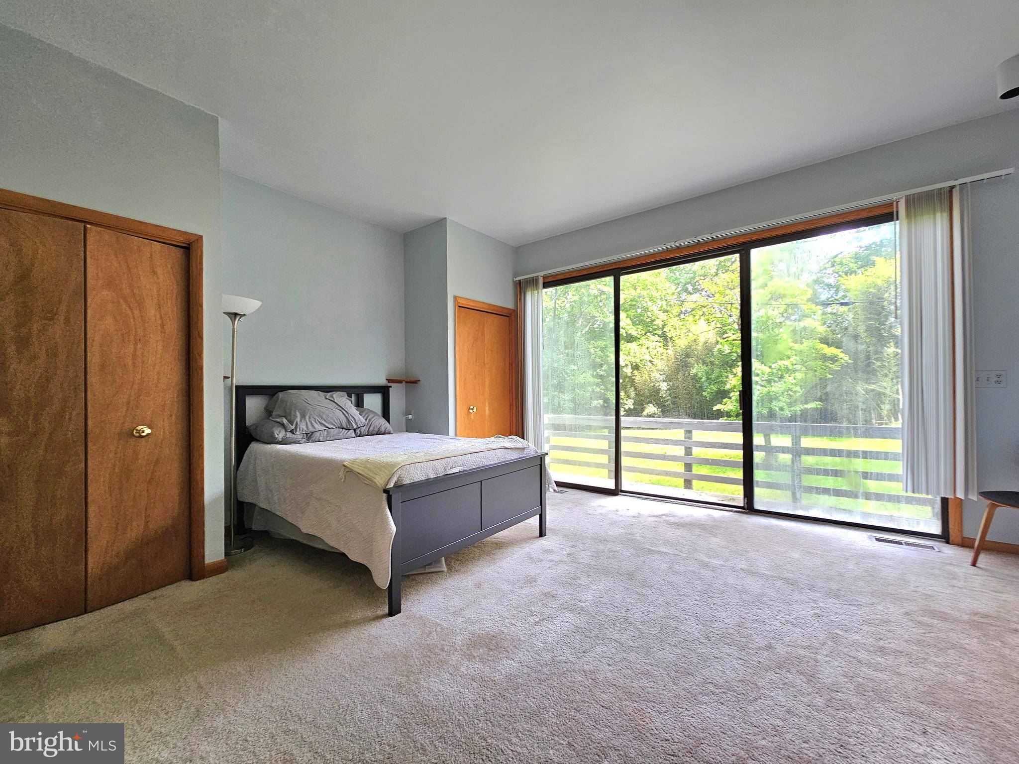 317 Adahi Road Southeast Vienna, VA 22180 - Photo 17 of 24 Rear bedroom suite