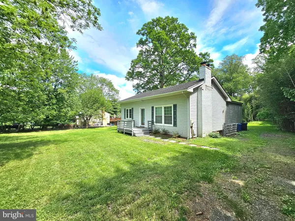 $3,200 | 317 Adahi Road Southeast, Vienna, VA 22180