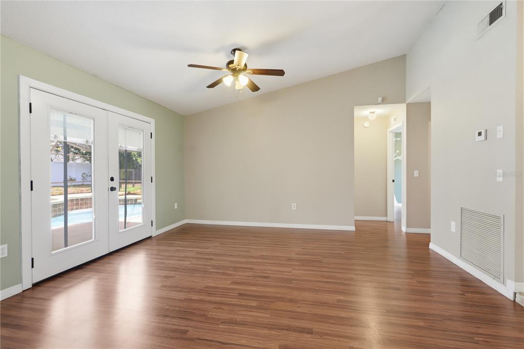 346 Riviera Drive DeBary, FL 32713 - Photo 17 of 52
