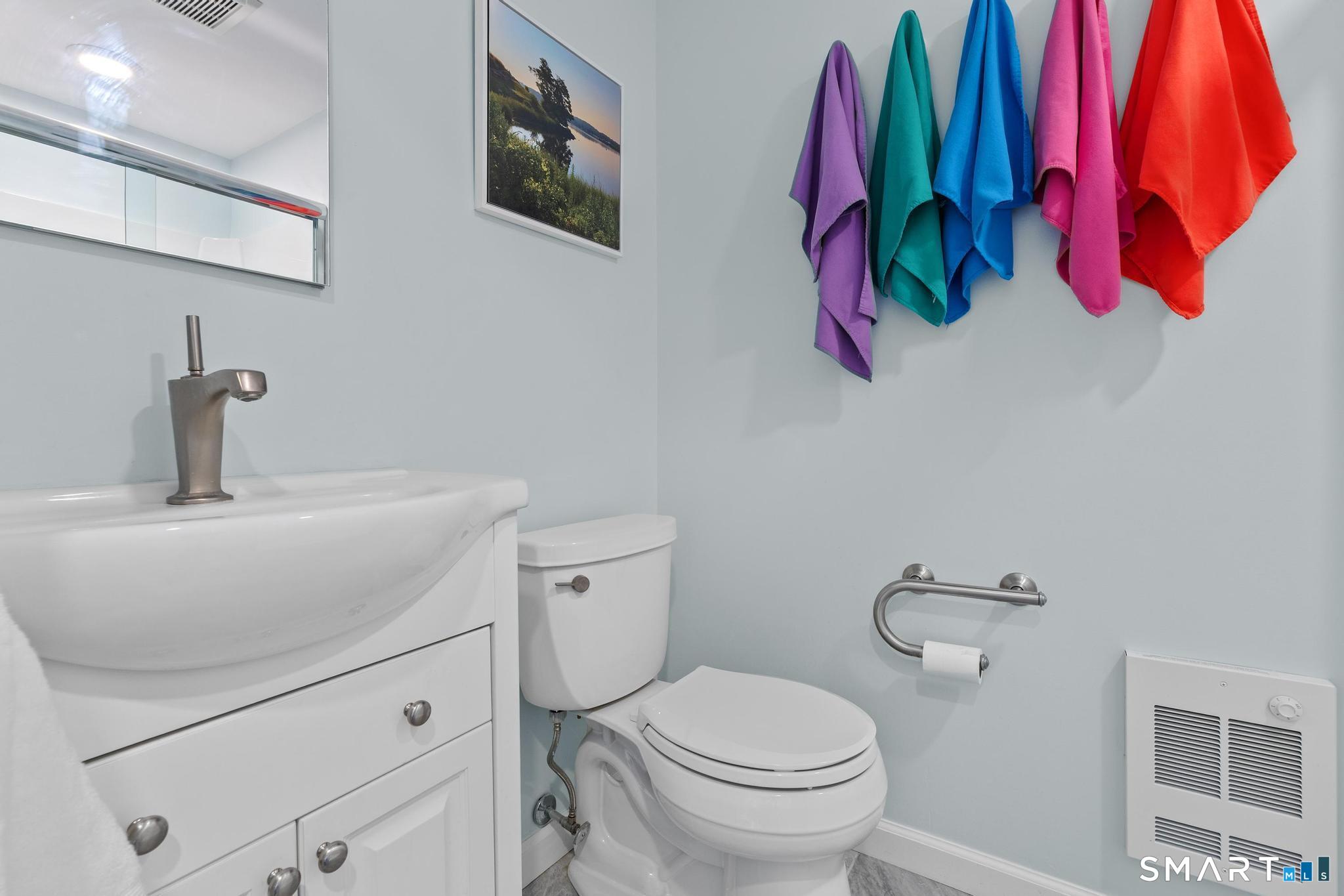 74 Blue Ridge Drive Simsbury, CT 06070 - Photo 14 of 36