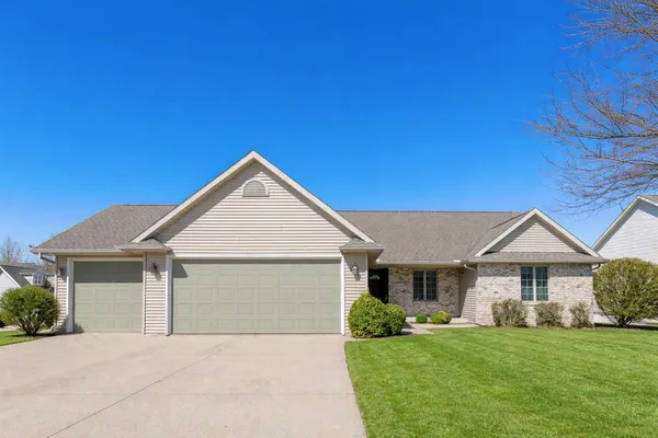 $444,500 | 2190 Hidden Creek Road, Neenah, WI 54956