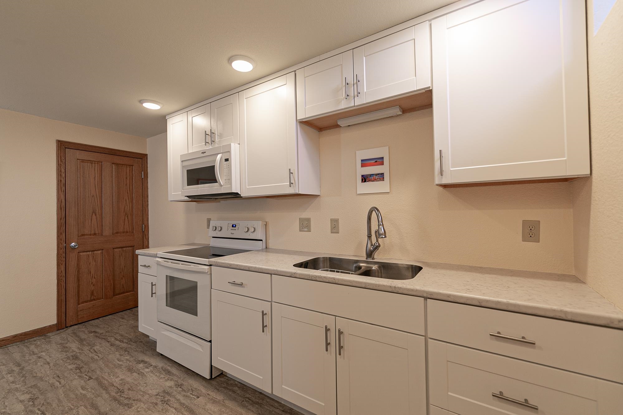 2190 Hidden Creek Road Neenah, WI 54956 - Photo 28 of 39