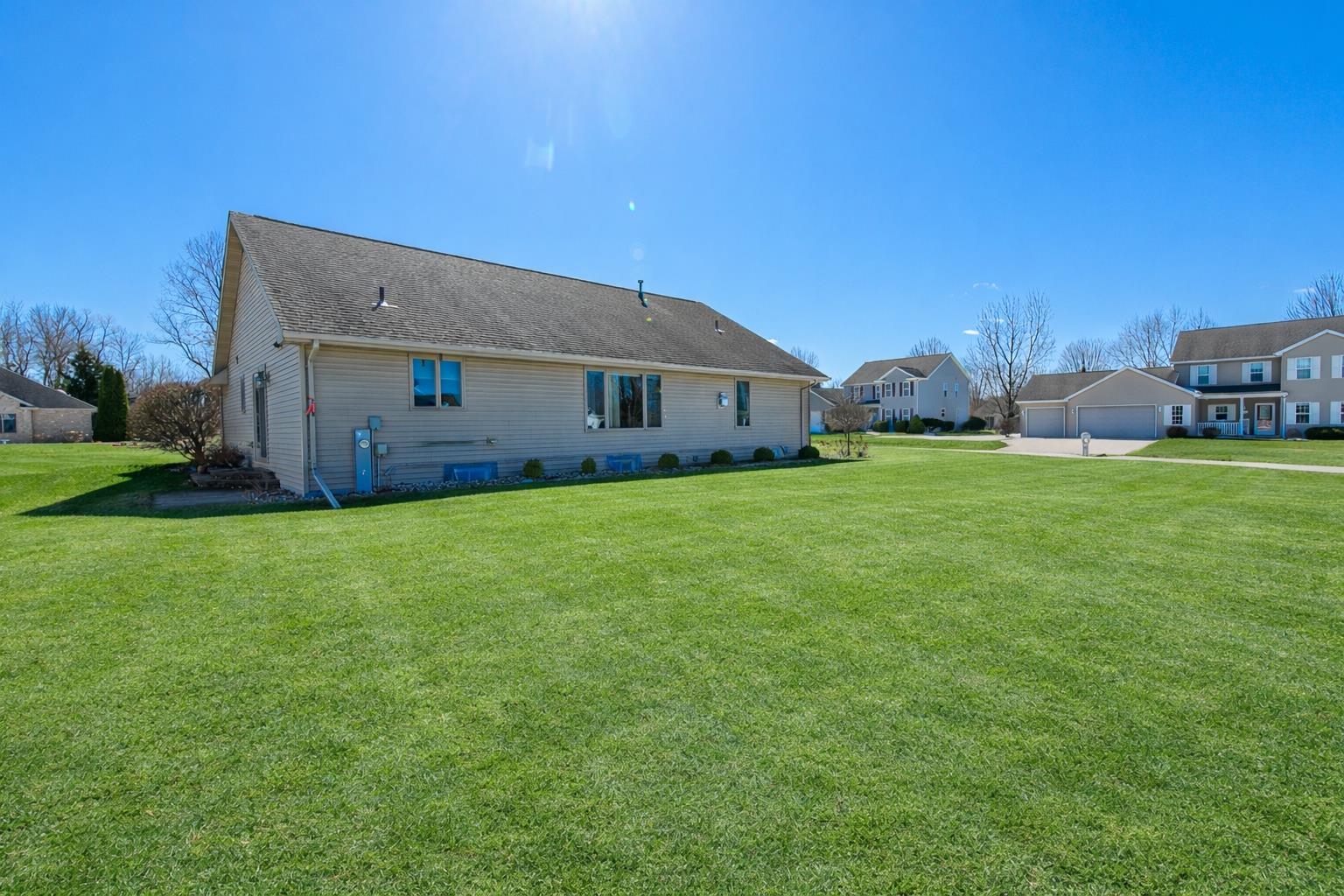 2190 Hidden Creek Road Neenah, WI 54956 - Photo 37 of 39