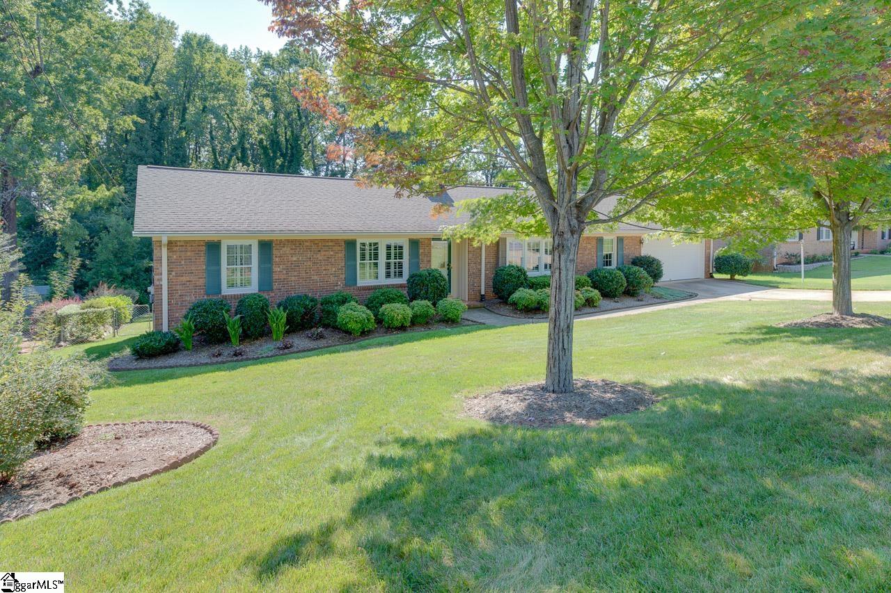 516 Butler Springs Road Greenville, SC 29615 - Photo 3 of 36 Gallery Image 3
