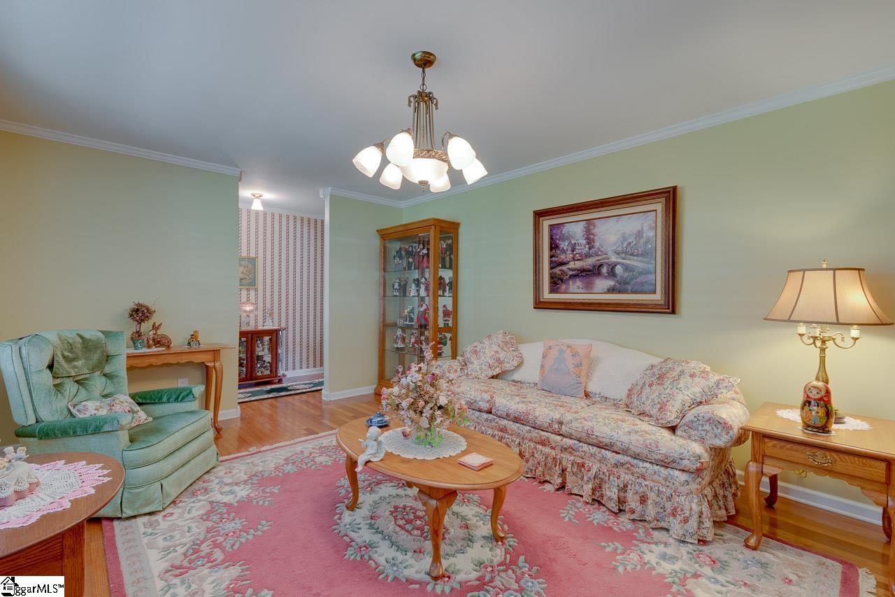 516 Butler Springs Road Greenville, SC 29615 - Photo 7 of 36 Gallery Image 7