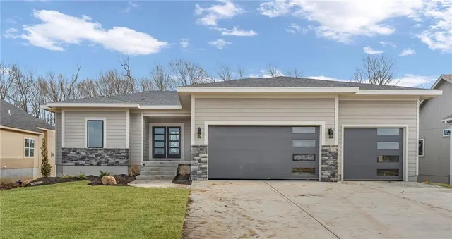 $635,000 | 14033 South Landon Street, Olathe, KS 66061