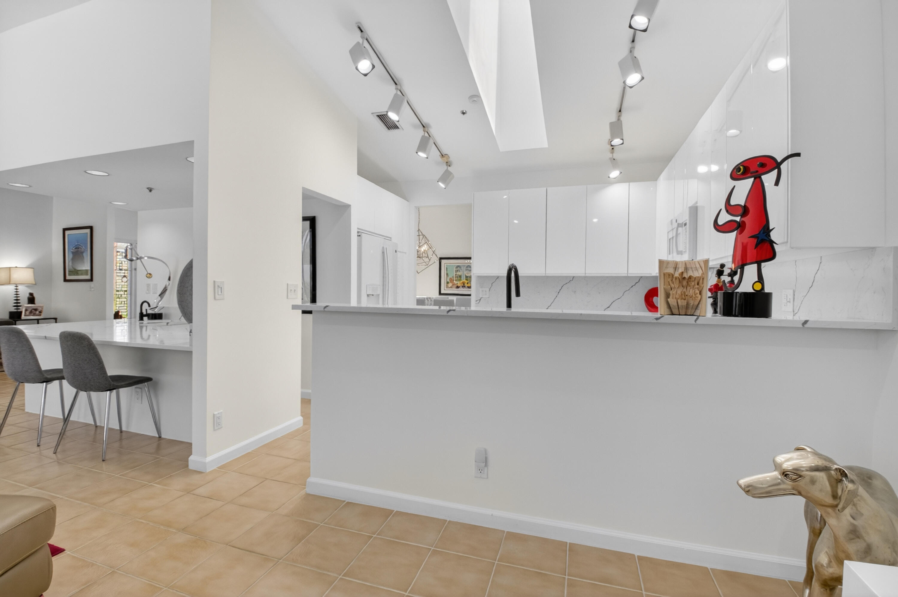 19592 Planters Point Drive Boca Raton, FL 33434 - Photo 15 of 72 OPEN KITCHEN