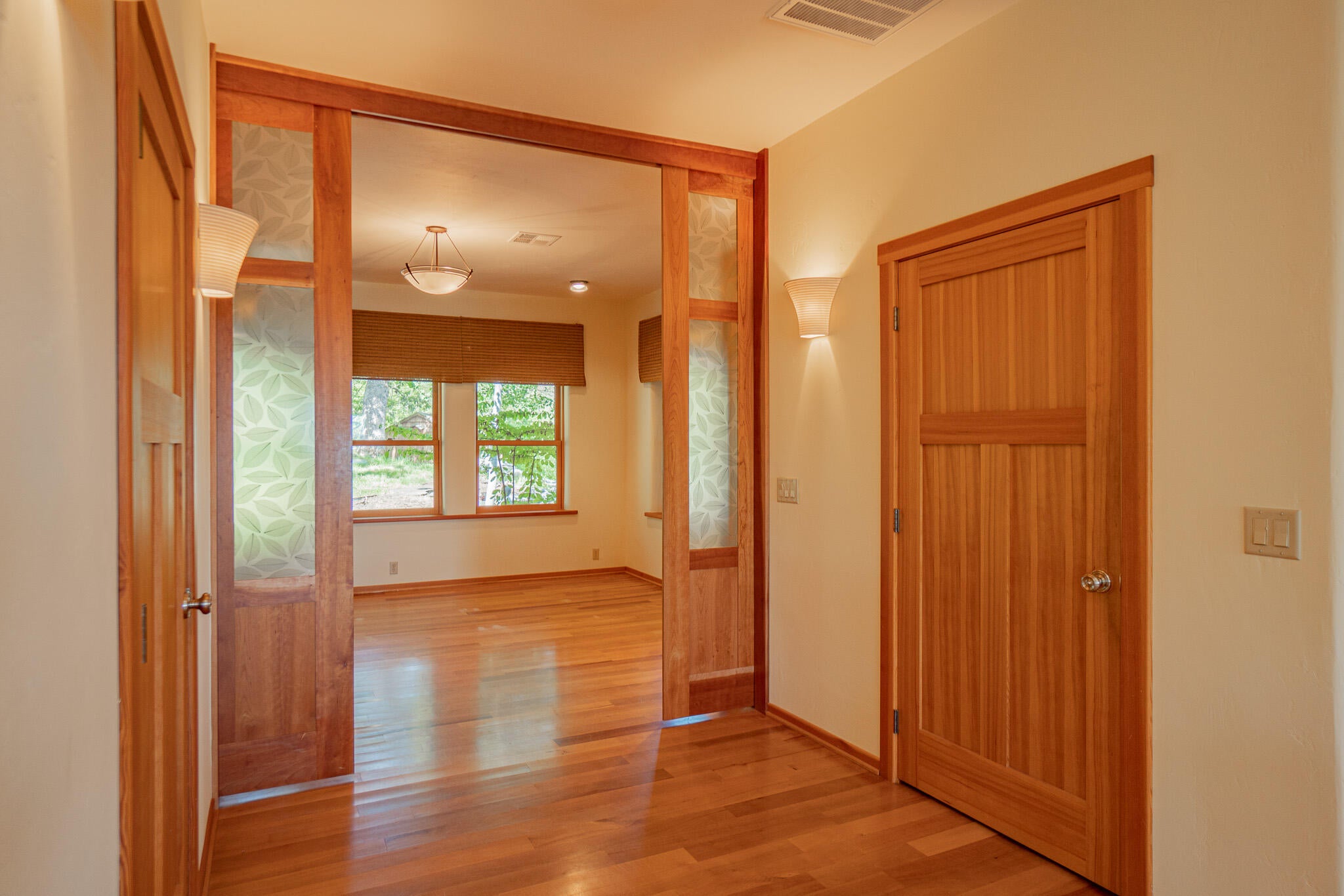 1785 Zemke Road Talent, OR 97540 - Photo 18 of 61 DSC09891-HDR