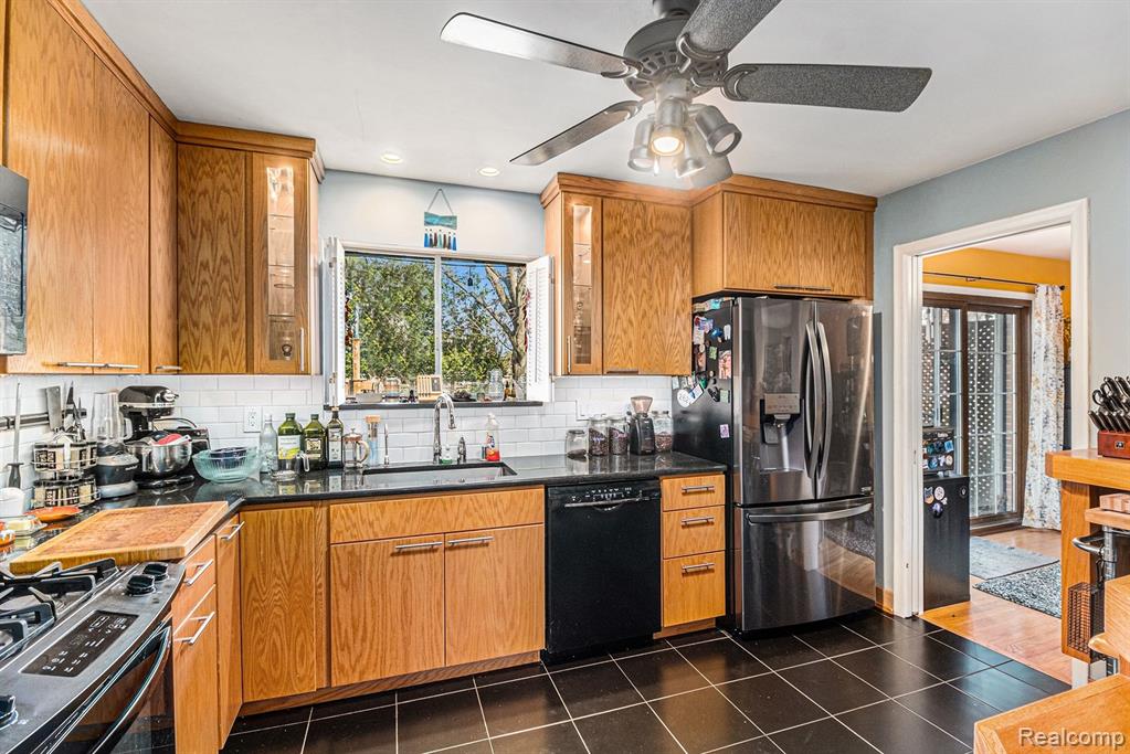 315 Randolph Road Rochester Hills, MI 48309 - Photo 14 of 31