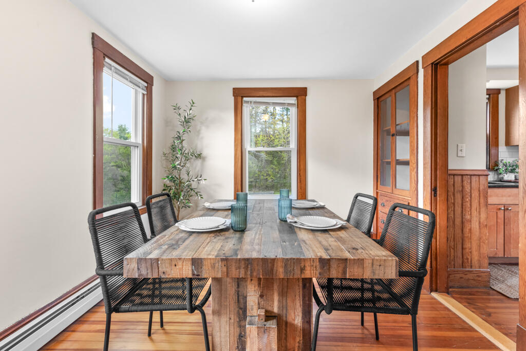 539 Summit Street Portland, ME 04103 - Photo 6 of 13 DSC06597