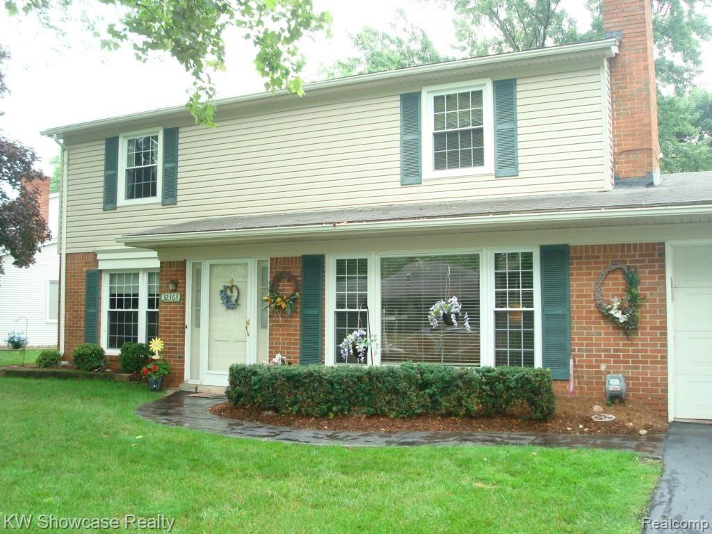 32363 Baintree Road Farmington Hills, MI 48334 - Photo 10 of 33