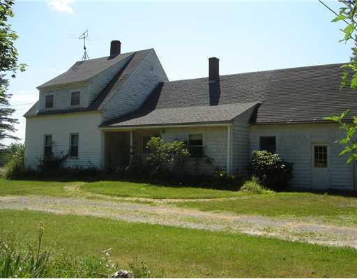 121 S Road Readfield, ME 04355 - Photo 1 of 26 Exterior Front.