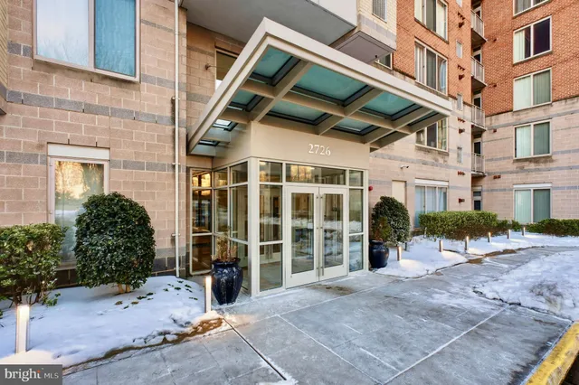 $395,000 | 2726 Gallows Road, Unit 510, Vienna, VA 22180