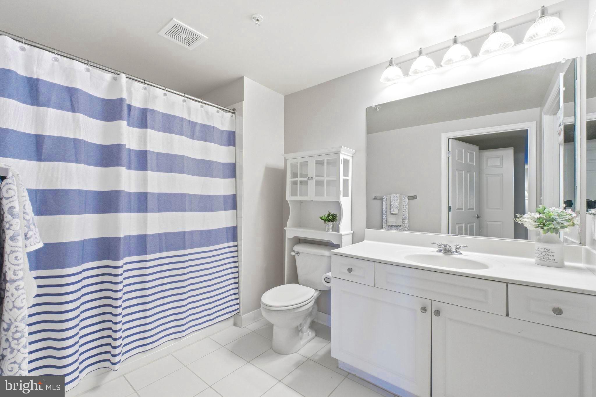 2726 Gallows Road, Unit 510 Vienna, VA 22180 - Photo 14 of 31