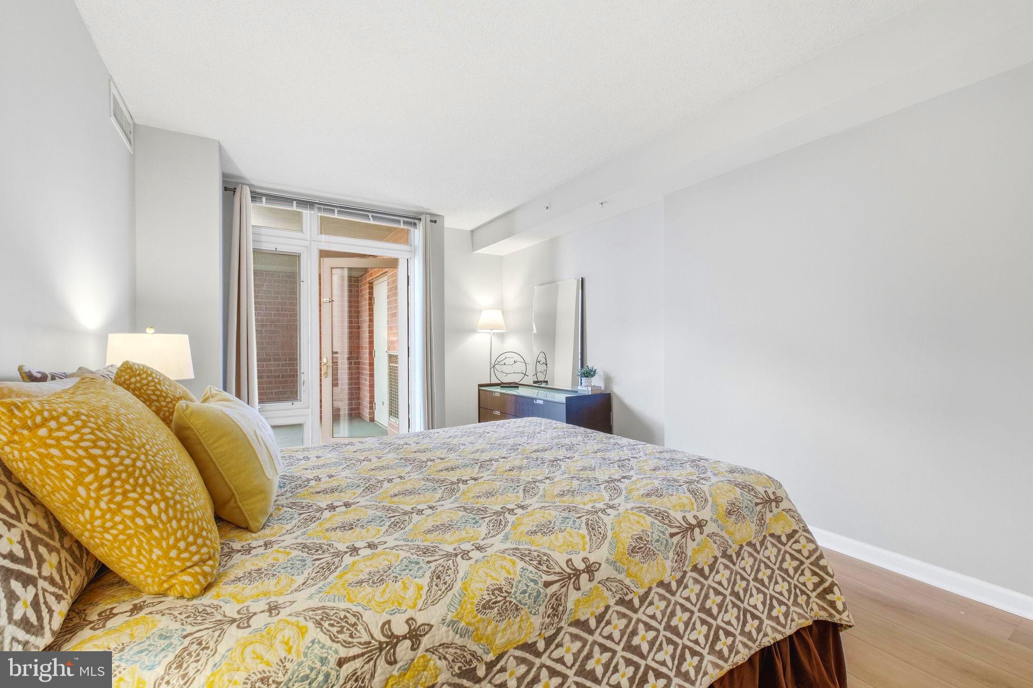 2726 Gallows Road, Unit 510 Vienna, VA 22180 - Photo 19 of 31