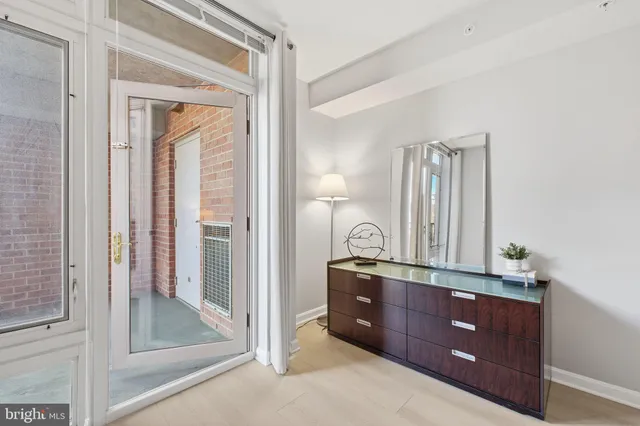 $395,000 | 2726 Gallows Road, Unit 510, Vienna, VA 22180