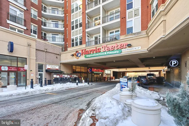 $395,000 | 2726 Gallows Road, Unit 510, Vienna, VA 22180