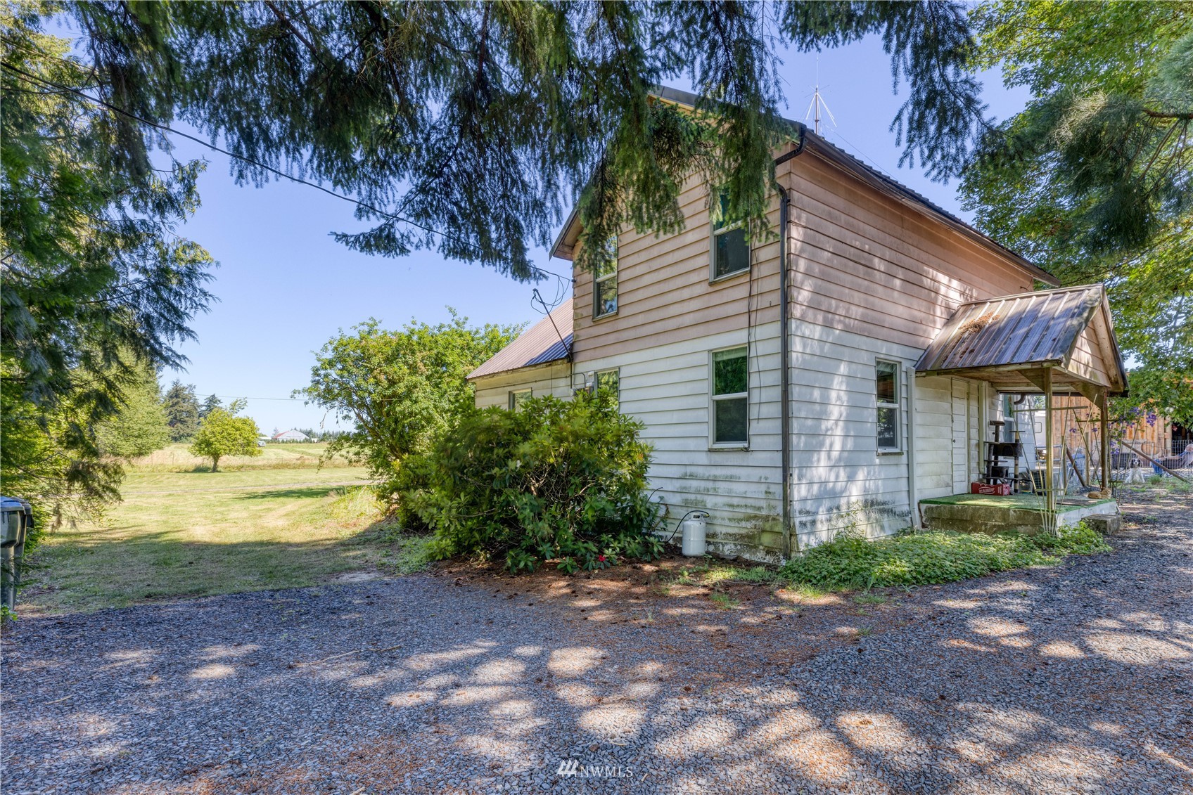 1152 Middle Fork Road Onalaska, WA 98570 - Photo 5 of 19 Gallery Image 5