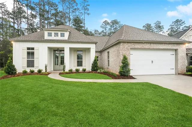 $587,900 | 508 Blue Heron Lane, Madisonville, LA 70447