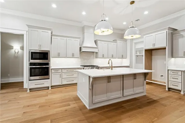 $587,900 | 508 Blue Heron Lane, Madisonville, LA 70447