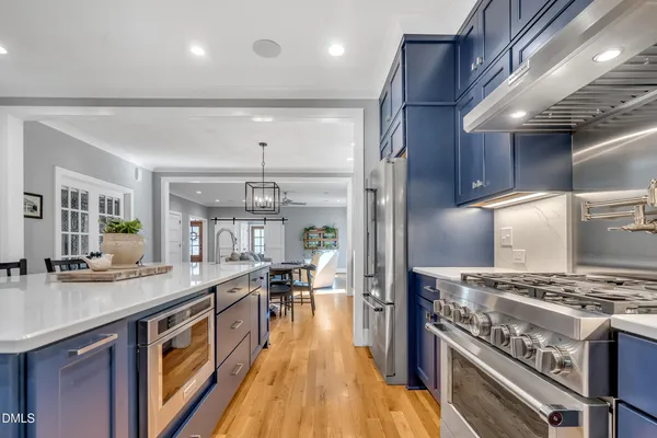 a view of an entryway with a chandelier